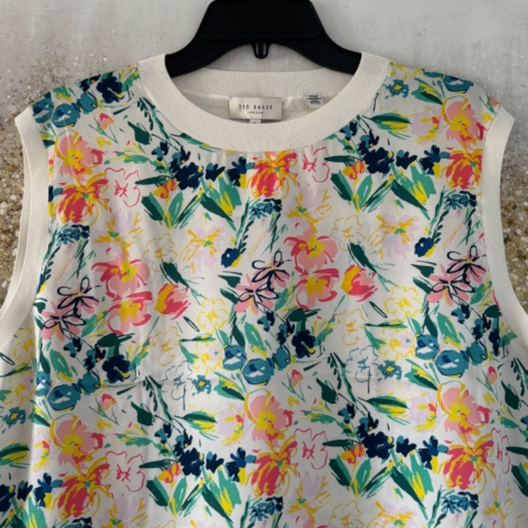 Ted Baker Magnolia Top (NWT) - Picture 4 of 16